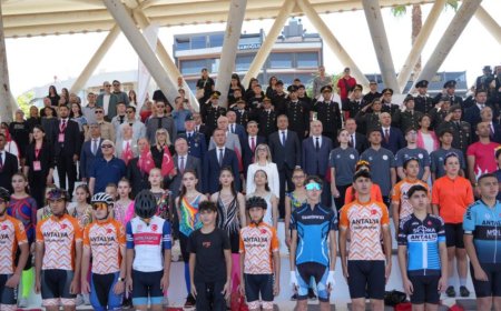 19 Mayıs Atatürk’ü Anma Günü Antalya’da Tören ve Etkinliklerle Kutlandı