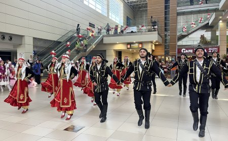 Havalimanında Bayram Havası: 19 Mayıs Etkinliği Yoğun İlgi Gördü