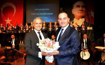Adliye Korosundan Atatürk Kültür Merkezi’nde Müzik Ziyafeti