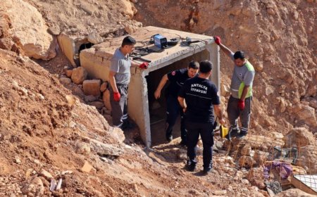 Antalya'da 21 Çocuk Drenaj Tüneline Girdi, Polis ve İtfaiye Alarma Geçti