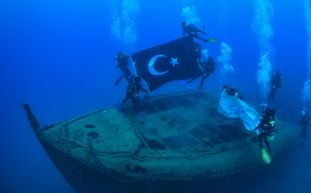 Kemer’de Paris 2’ye Tarihi Dalış: Komutanlar, Akademisyenler ve Öğrenciler Bir Arada