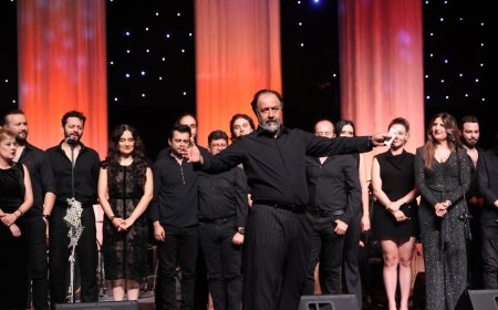 Antalya’da Tiyatro Coşkusu: AŞT’den Unutulmaz Sezon Finali