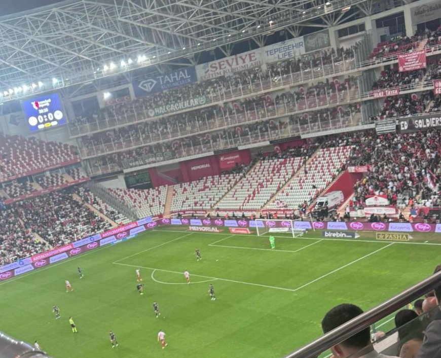 Konyaspor ile Antalyaspor Arasında Golsüz İlk Yarı