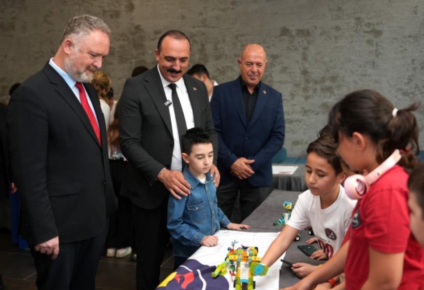 Konyaaltı Belediyesi’nde 2. Bilim-Sanat-Kültür Buluşması Gerçekleşti