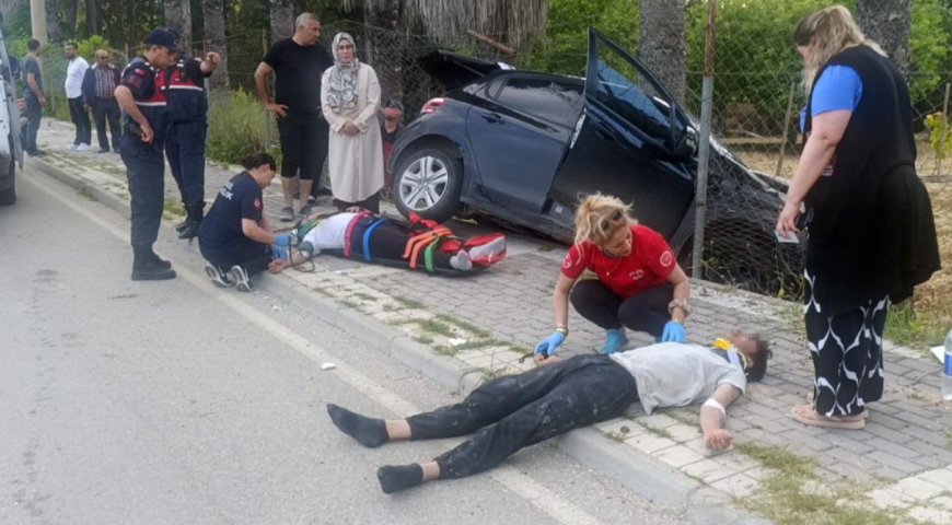 Antalya'da 14 Yaşındaki Çocuk Direksiyona Geçti, Kaza Kaçınılmaz Oldu