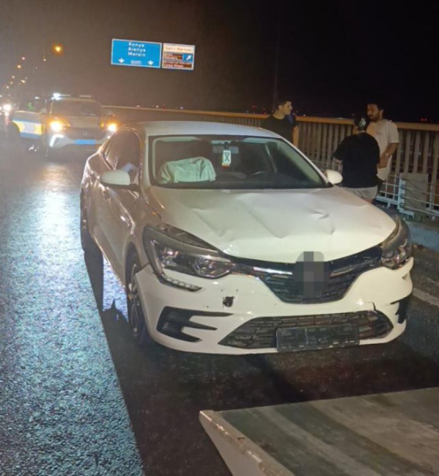 Antalya'nın Manavgat ilçesinde otomobillerin çarpıştığı kazada 1 kişi yaralandı.