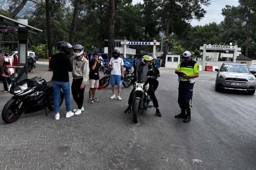 Antalya Jandarmasından Geniş Çaplı Motosiklet Denetimi