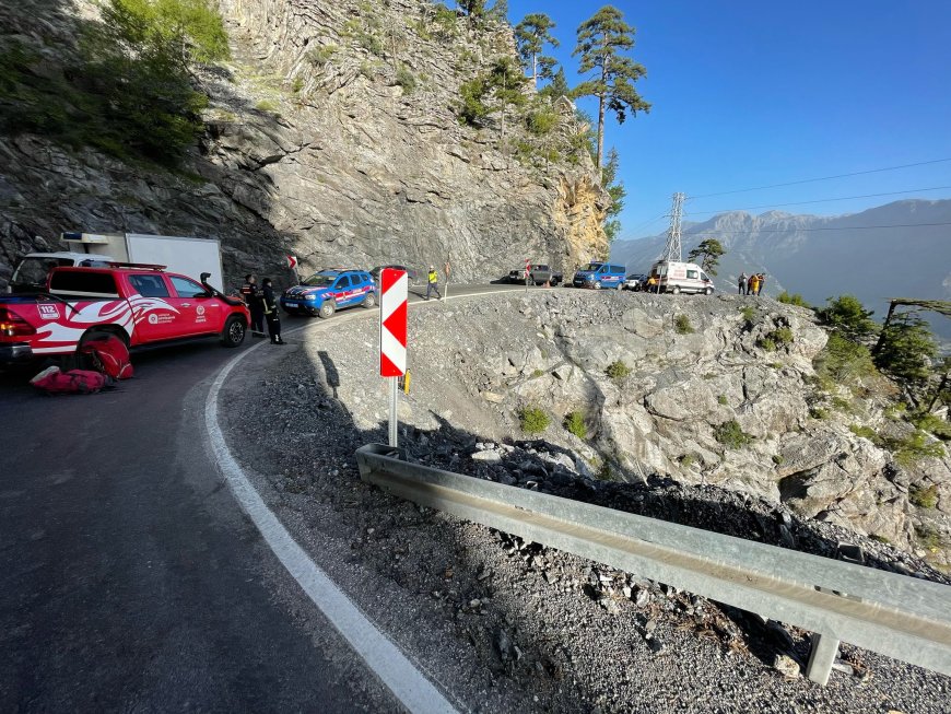 Alanya’da Uçuruma Yuvarlanan Araçta 1 Kişi Hayatını Kaybetti