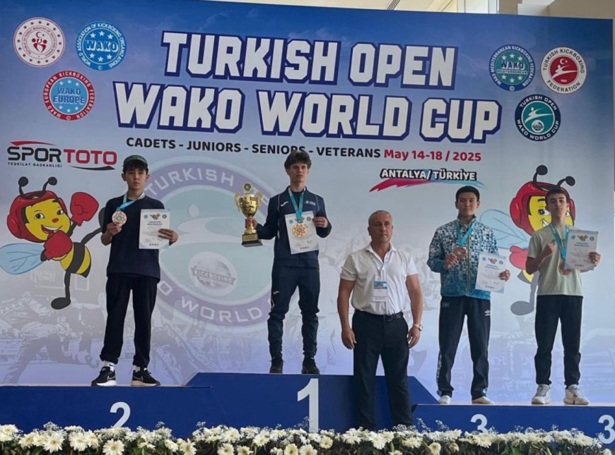 Kemer Belediyesi Kick Boks Takımı Dünya Kupası’ndan 4 Madalya ile Döndü
