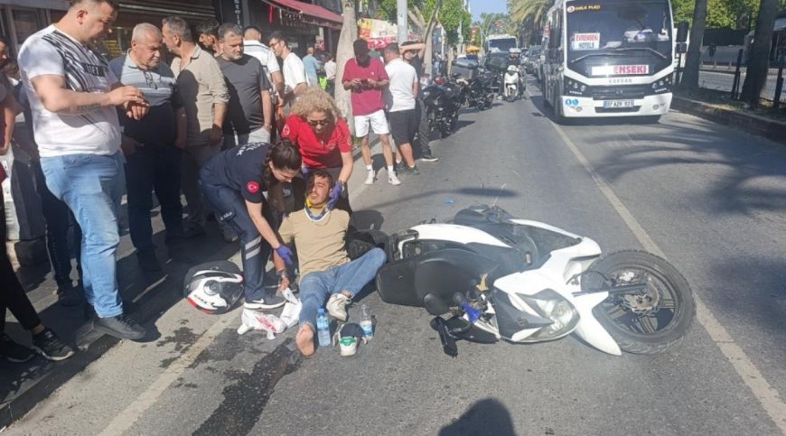 Manavgat’ta Zincirleme Motosiklet Kazası: Yaya Geçidi Önünde Çarpıştılar