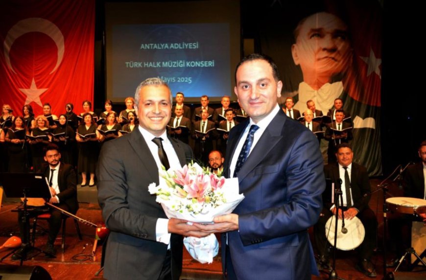 Adliye Korosundan Atatürk Kültür Merkezi’nde Müzik Ziyafeti