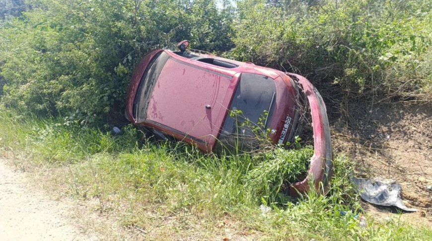 Antalya'da Kazadan Sonra Terk Edilen Otomobil Panik Yarattı.