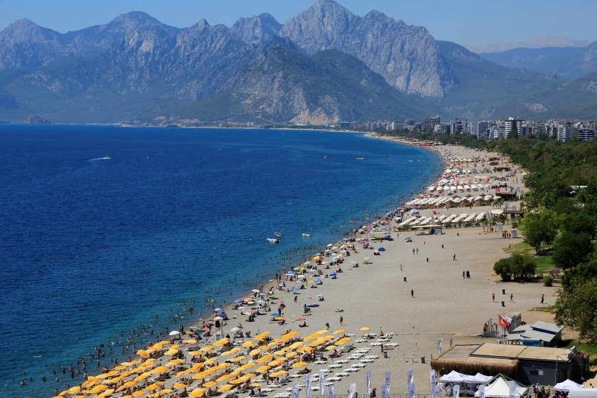 Kurban Bayramı 4,5 Gün: Antalya Turizmcileri Endişeli Değil