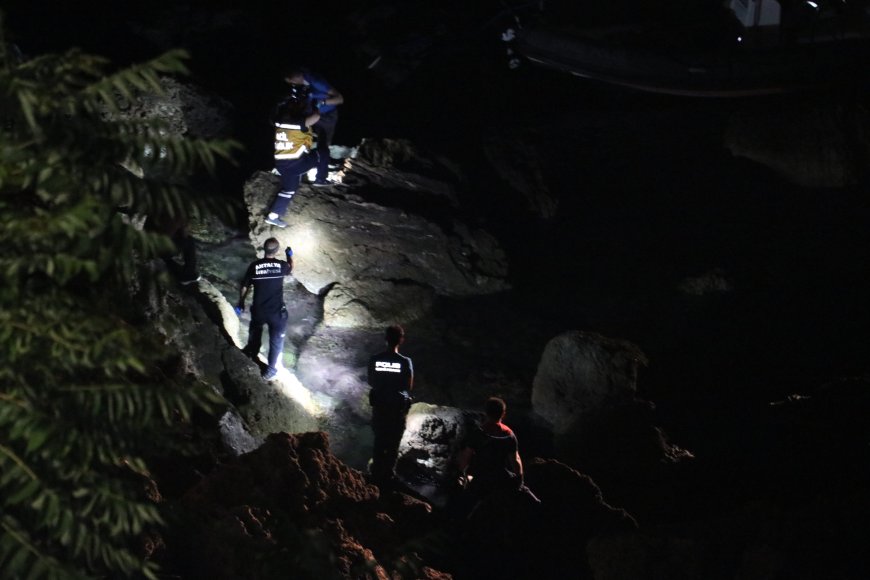 Antalya'da Falezlerden Düşerek Can Verdi: Olayla İlgili Soruşturma Başlatıldı