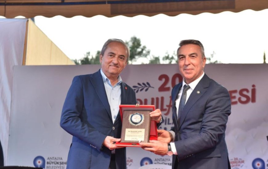 Burdurlular Gecesi Kepez’de Renkli Görüntülere Sahne Oldu