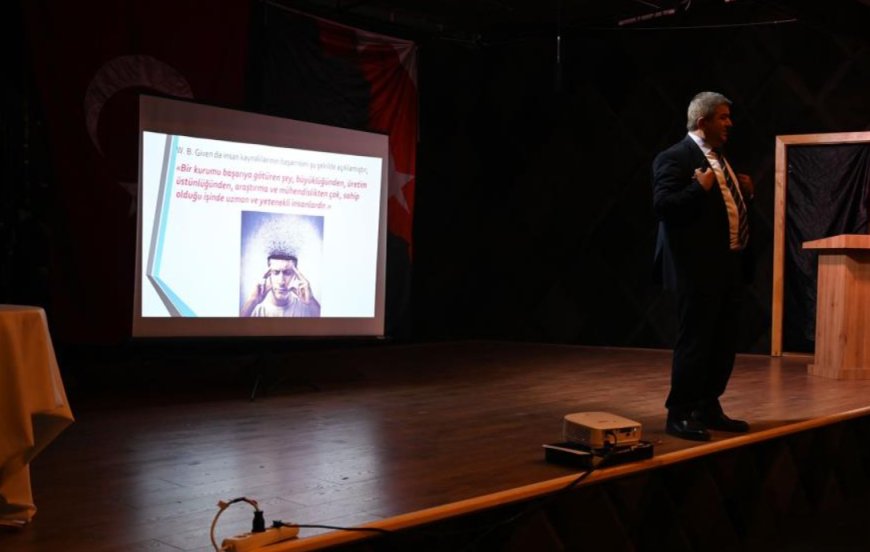 Kemer’de Belediyecilikte Etkili İletişim İçin Eğitim
