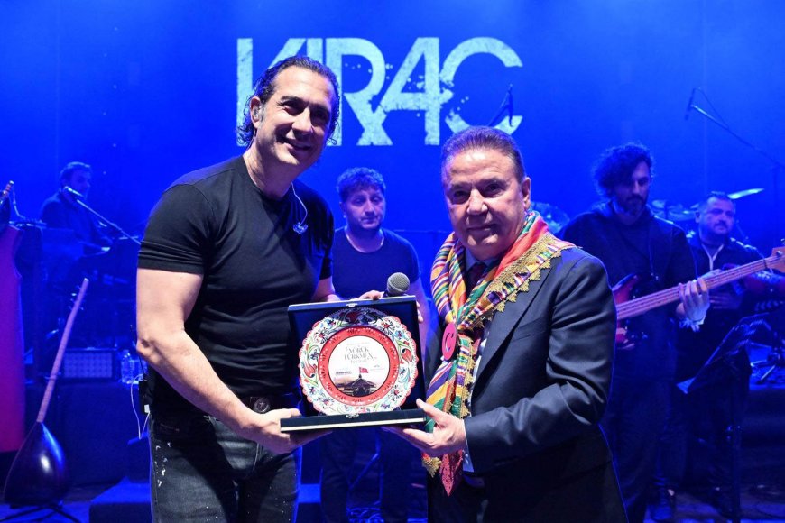 Antalya'da Yörük Festivali Coşkusu Kıraç Konseriyle Zirve Yaptı.
