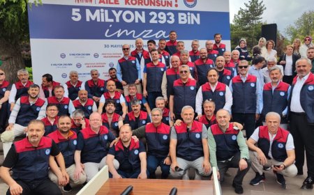 Antalya'da Memur Sen'den Anayasa’da Aile Tanımı İçin Kampanya