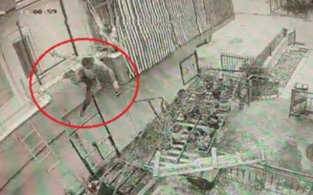 Manavgat’ta Asansör Montajı Yapan Usta İskeleden Düşerek Ağır Yaralandı