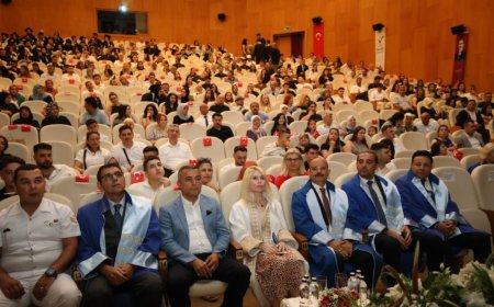 Rektör Özkan’dan Özgür Özel’e Sert Tepki: “Siyaseti Üniversitelere Karıştırmayın”