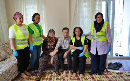 Kepez Belediyesi’nden Şehit Ailelerine Bayram Öncesi Destek