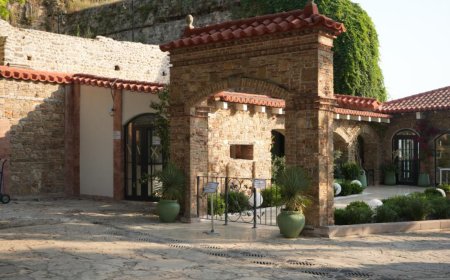 Antalya’nın Gözdesi Mermerli Plajı Tadilat Nedeniyle Kapalı