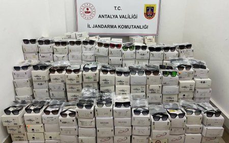 Antalya’da 16 Bin Kaçak Güneş Gözlüğü Ele Geçirildi
