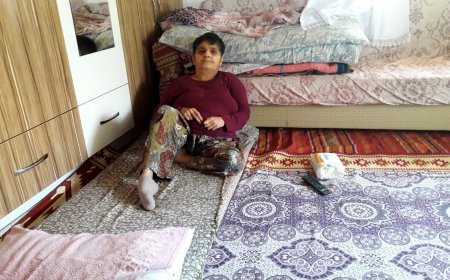 Antalya’da Bir Kadının Sessiz Mücadelesi: Özgürlük İçin Bir Sandalye Yeter