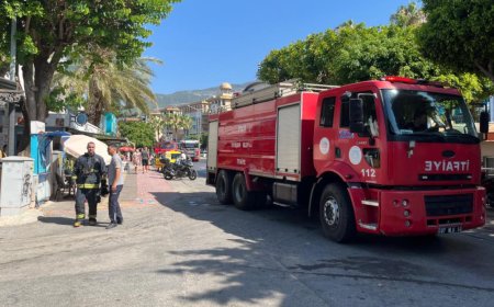 Alanya’da Otel Yangını Paniğe Neden Oldu, Müşteriler Güvenli Şekilde Tahliye Edildi