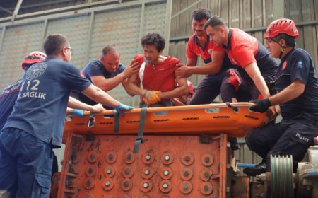 Antalya’da Geri Dönüşüm Tesisinde Feci Kaza: İşçi Makineye Düştü