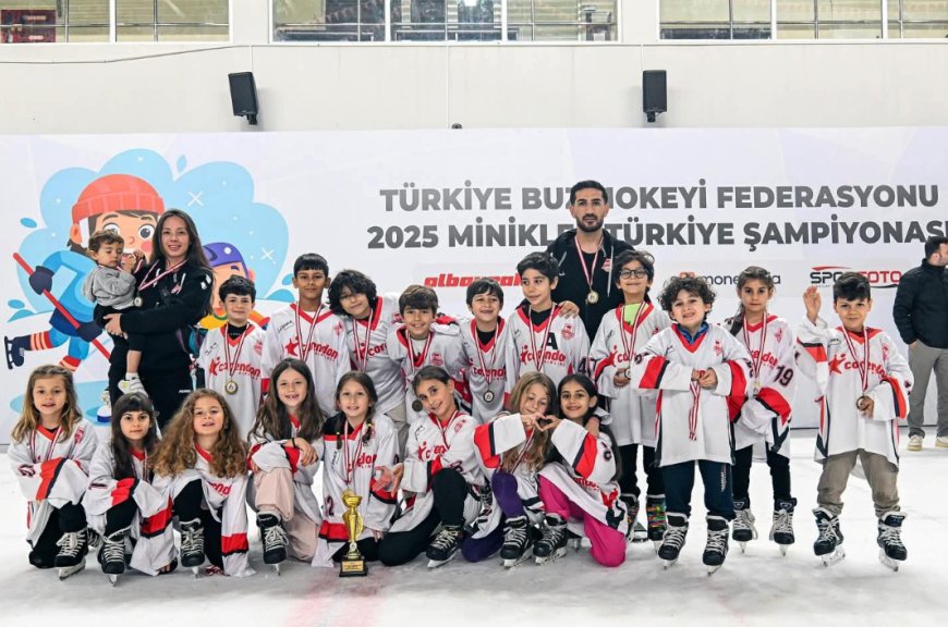 Minik Hokeycilerden Büyük Başarı: Türkiye İkinciliği Muratpaşa’nın