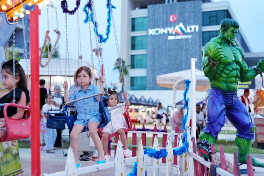 Konyaaltı Harikalar Kumpanyası” tüm hızıyla devam ediyor.