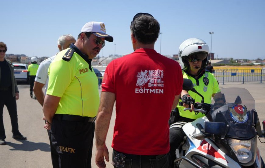 Antalya’da Motosikletli Polisler İçin Güvenli Sürüş Eğitimi Başladı