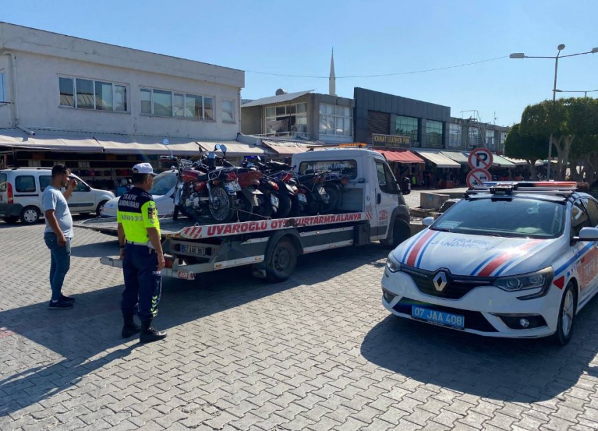 Antalya’da Huzur Uygulaması: 36 Motosiklet Trafikten Men Edildİ