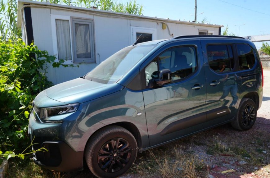 Antalya’da Trafik Kazası: Traktör Kaçtı, Mağdur Engelli Adam Şikayetçi