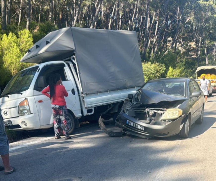 Kumluca Mavikent’te Trafik Kazası: 1 Kişi Hayatını Kaybetti, 1 Yaralı