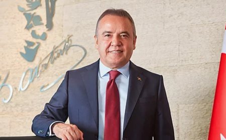 Son dakika Antalya Büyükşehir Belediye Başkanı Muhittin Böcek Gözaltına Alındı.