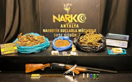 Antalya Emniyeti Halkı Uyuşturucuya Karşı Bilinçlendirmeye Devam Ediyor