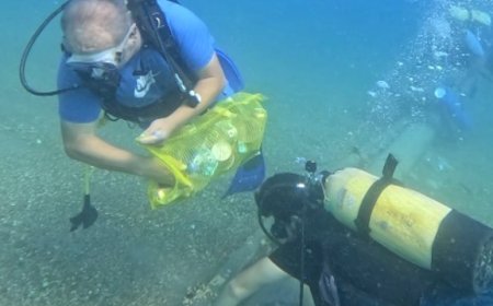 Konyaaltı Sahili'nde Dalış: Deniz Dibinde Çöp Manzarası
