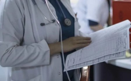 “Aile Hekimliği Yönetmeliğine Güncelleme: Hasta Takip Süresi 1 Yıla Çıkarıldı”