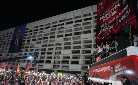 Antalya’da “Millet İradesi” Mitingi: Özel’den Sert Mesajlar