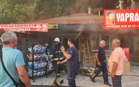 Manavgat’ta Alevler Büfeyi Sardı!