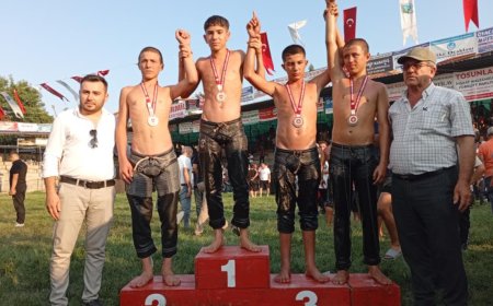 Manavgat Belediyesi’nin Minik Güreşçileri Dirmil’de Göz Doldurdu