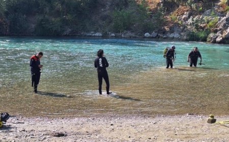 Antalya’da 16 Yaşındaki Genç Irmağa Kapıldı: Arama Çalışmaları Sürüyor