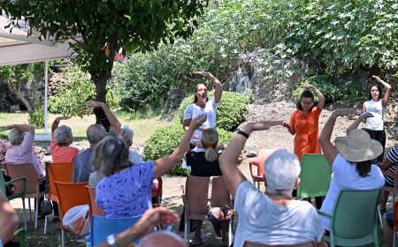 Muratpaşa Belediyesi’nden Kıdemli Vatandaşlara Yoga Desteği