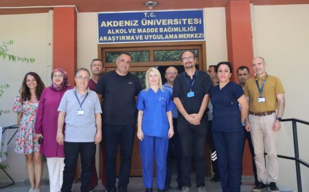 Rektör Özkan, Alkol ve Madde Bağımlılığı Merkezi’ni Ziyaret Etti