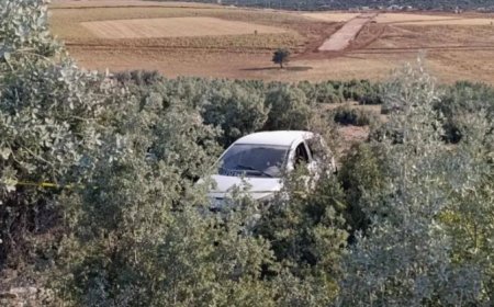 Korkuteli’nde Şarampole Yuvarlanan Otomobilin Sürücüsü Hayatını Kaybetti