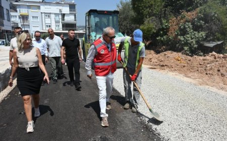 Kepez Belediyesi Çamlıbel’de Sathi Asfalt Çalışmalarına Başladı