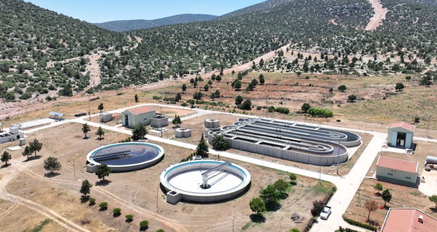 Antalya'da Terk Edilen Mahalleye Su Geldi, Üretim Geri Döndü