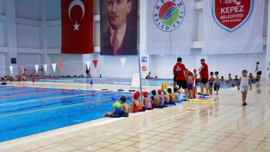 Kepez’de Yaz Sporlarına Büyük İlgi: Yüzme Kursları Dolu Dolu Geçiyor